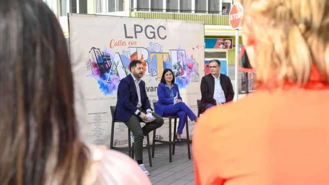 Alcaravaneras se llena de arte con música, pintura y gastronomía en plena calle